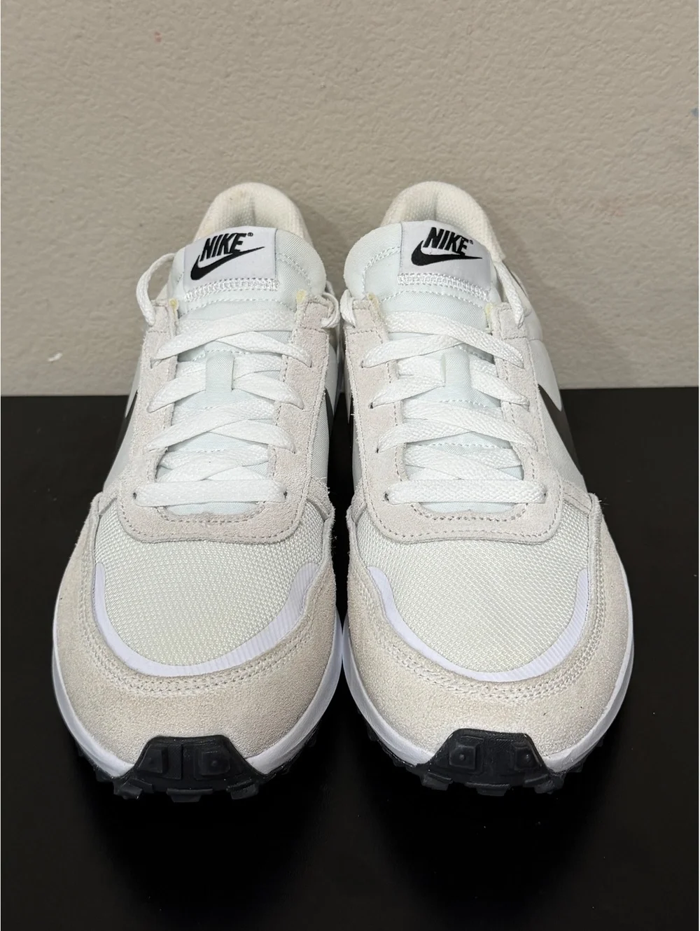 Size 8 - Nike Waffle Debut “Whit Black”